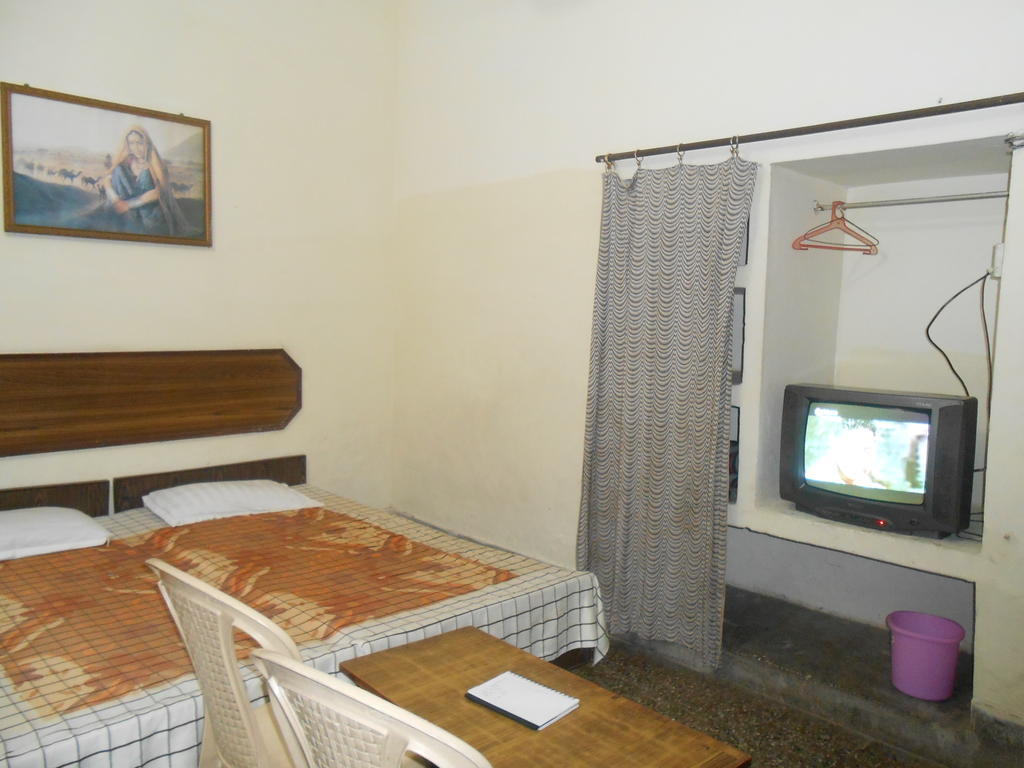 Gaurav Guest House Mathura Camera foto