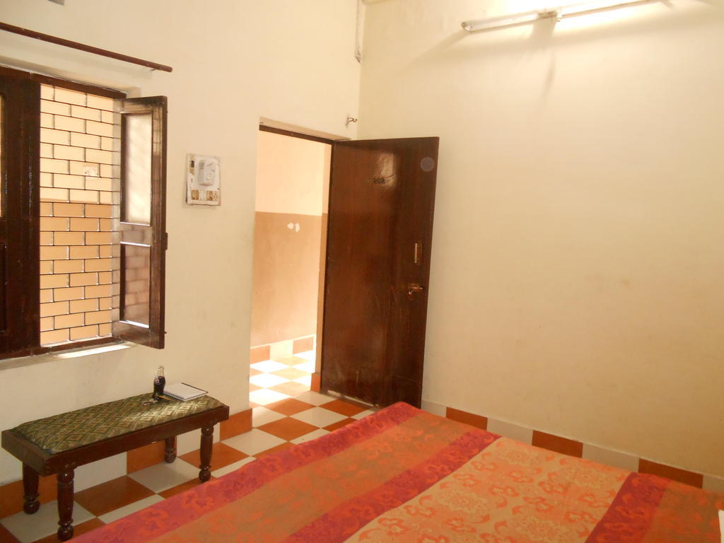 Gaurav Guest House Mathura Camera foto